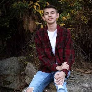 Meet your Posher, Kris